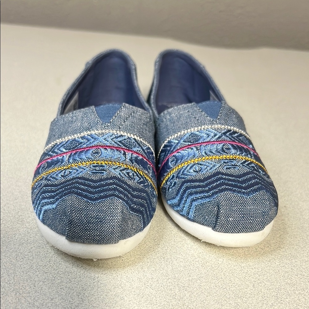 Toms Blue and Pink Flats with Bohemian Patterns - Picture 5 of 5